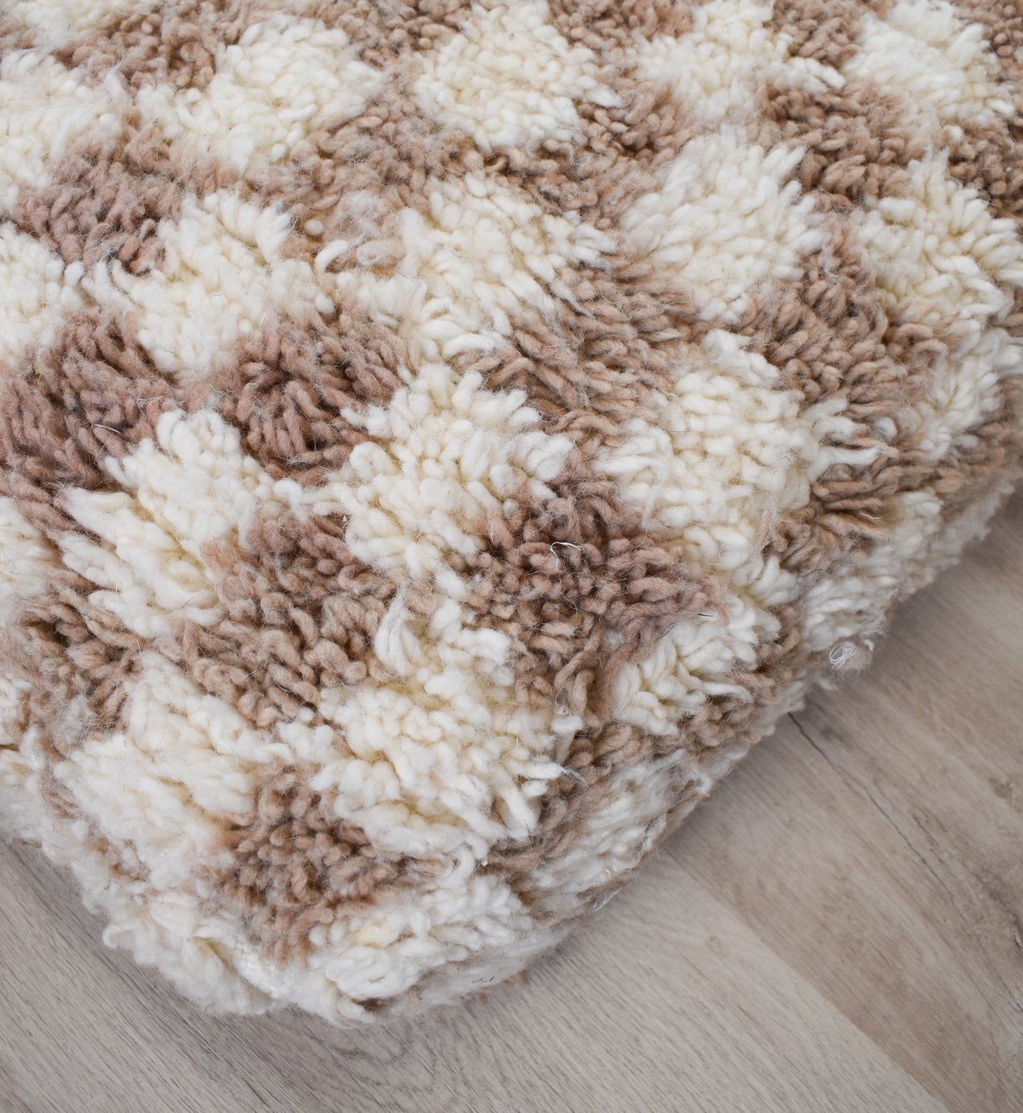 Dog pillow checkered - Beige